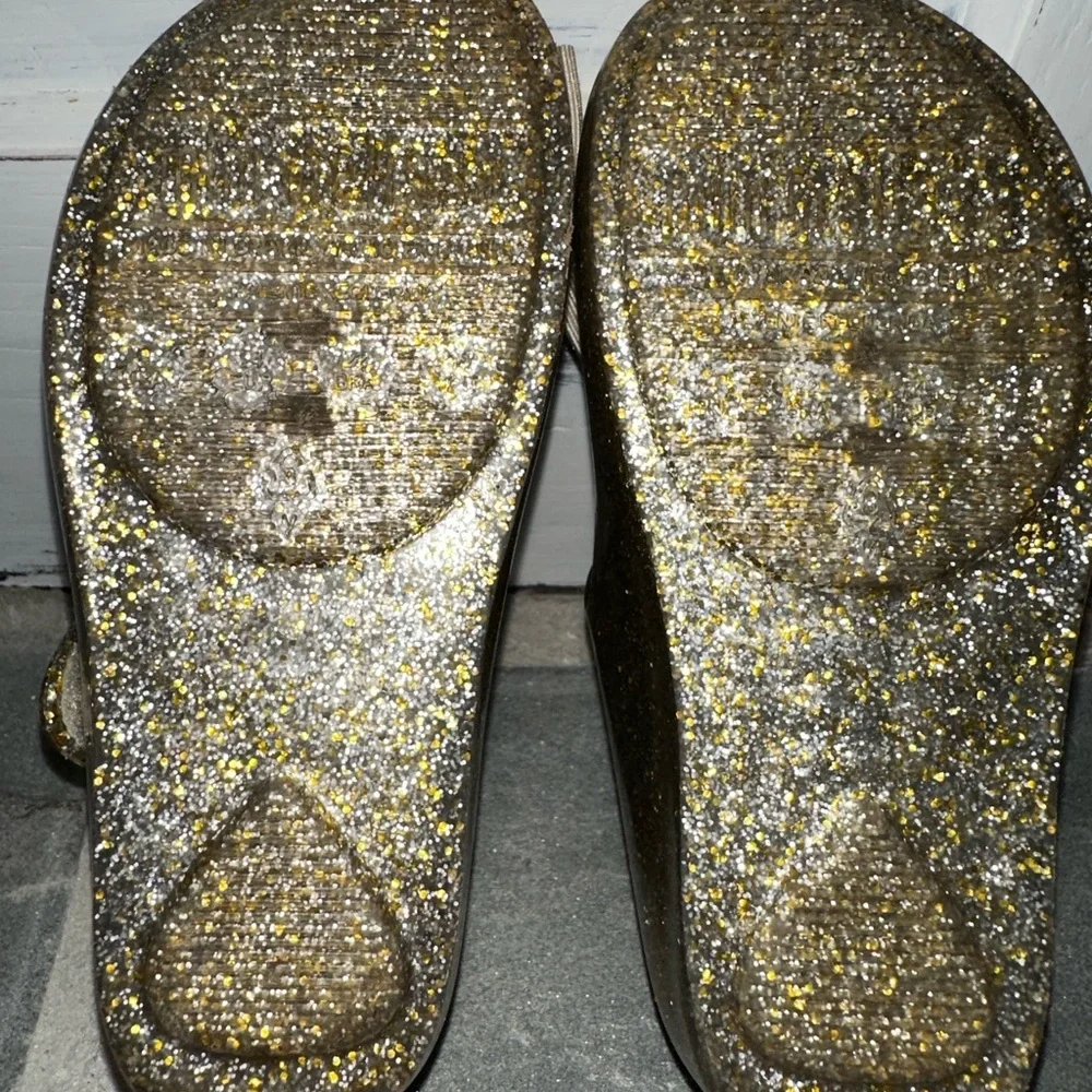 Mini Melissa Glittery Gold Kids Shoes with Bow size 8